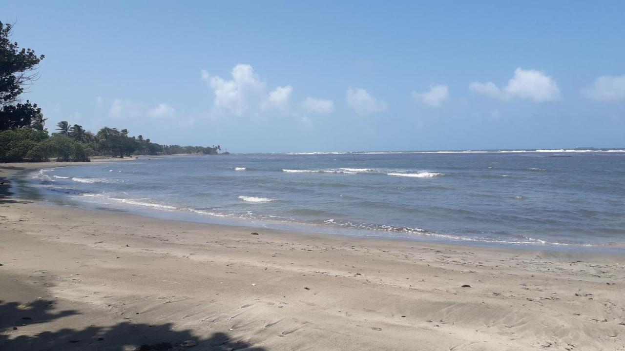 Apartamento En Balabeach Maria Chiquita In Front Of The Beach 2Hab Colon Ngoại thất bức ảnh