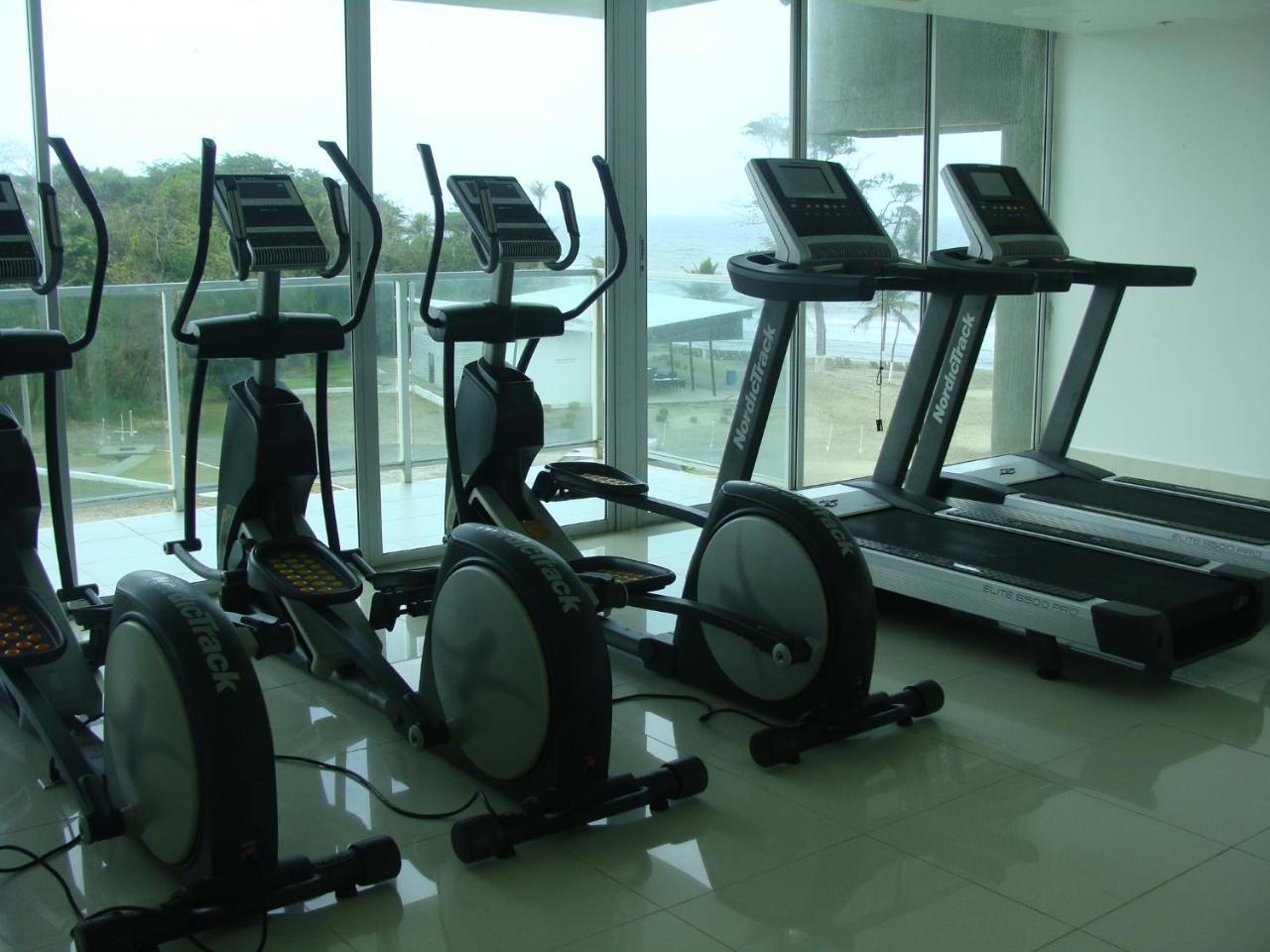 Apartamento En Balabeach Maria Chiquita In Front Of The Beach 2Hab Colon Ngoại thất bức ảnh