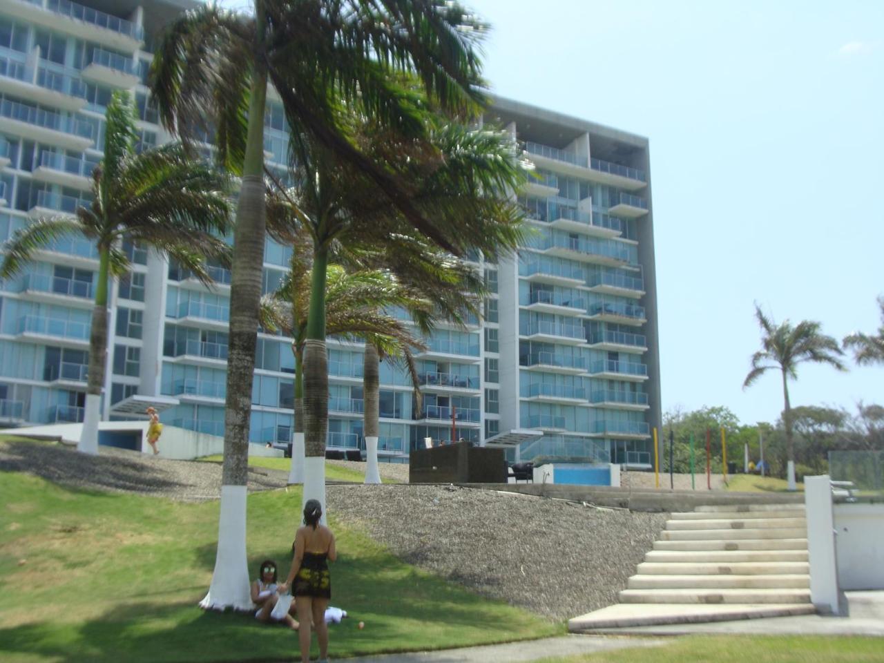 Apartamento En Balabeach Maria Chiquita In Front Of The Beach 2Hab Colon Ngoại thất bức ảnh