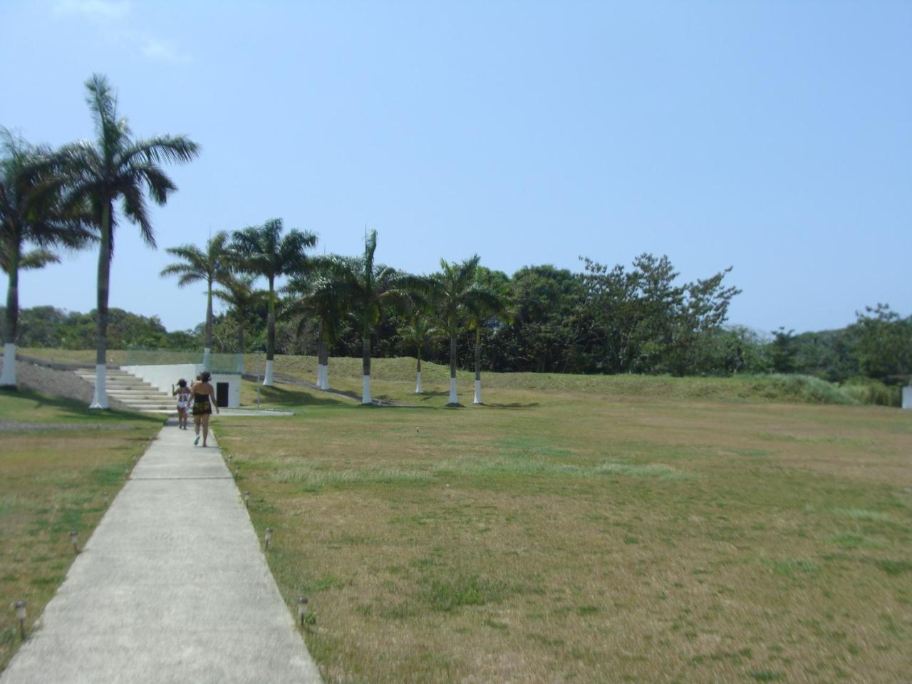 Apartamento En Balabeach Maria Chiquita In Front Of The Beach 2Hab Colon Ngoại thất bức ảnh